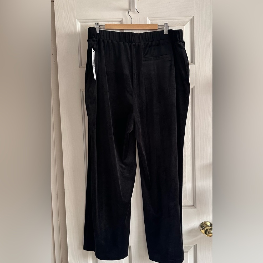 NWT Calvin Klein Velvet Black Wide Leg Pants Elegant Pleated Design 1X